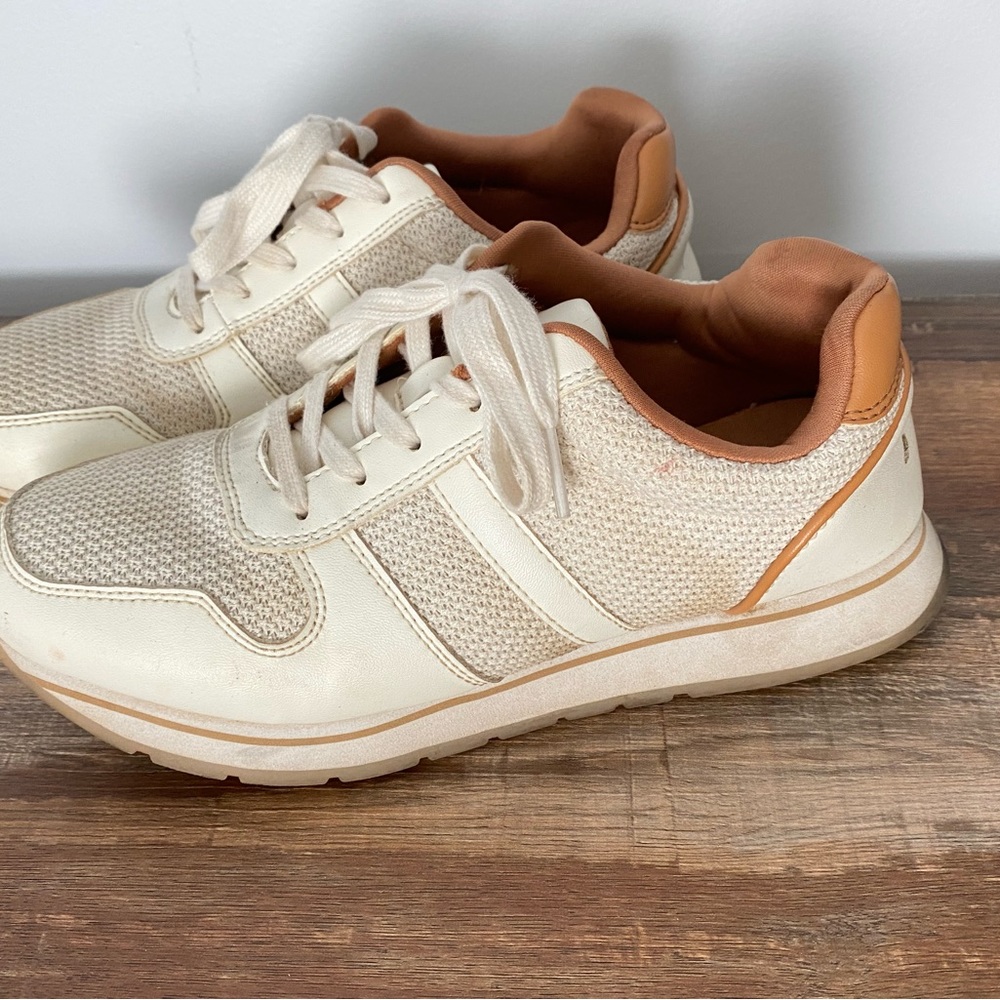 White sneaker